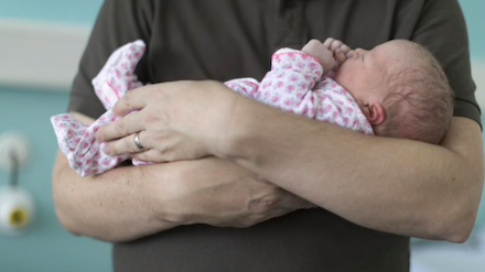 Свежие новости: В Украине ввели новый отпуск и декрет для мужчин