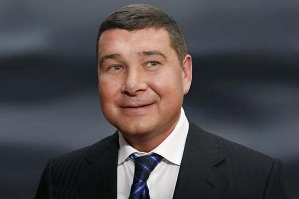 Свежие новости: САП передала сообщение о подозрении родственникам Онищенко