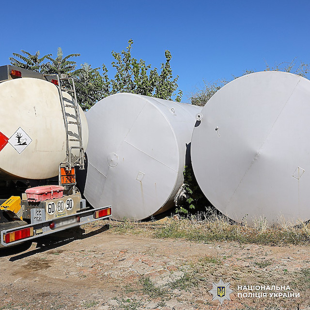 Свежие новости: У Миколаєві затримали екс-директора АЗС за привласнення 28 тонн бензину поліції та підміну його водою