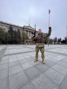 Свежие новости: Артист и боец ВСУ Коля Серга обратился к николаевцем