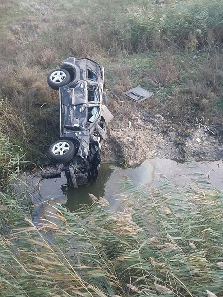 Свежие новости: В Новой Одессе автомобиль упал в реку: есть потерпевшие