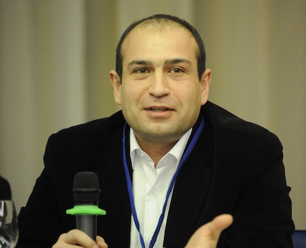 Свежие новости: Вице-мэр Мкртчян предложил активистам присоединиться к рабочей группе для решения дальнейшей судьбы бездомных животных