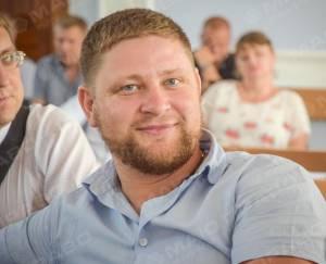 Фото новости: Сенкевич назначил руководителем КП «Дорога» депутата от «Оппоблока» Свежие новости: Сенкевич назначил руководителем КП «Дорога» депутата от «Оппоблока»