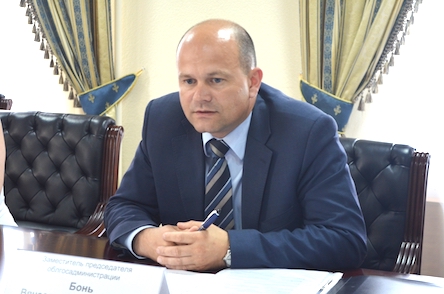 Свежие новости: Бонь не видит проблемы, что Савченко часто нет в Николаеве: «Не дело губернатора заниматься «текучкой»