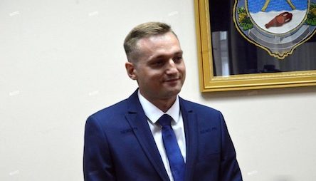 Свежие новости: В Николаеве застрелился летчик, Герой Украины, директор скандального аэропорта Владислав Волошин