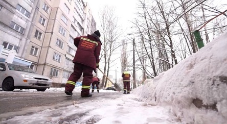 Свежие новости: У Києві чоловік вдарив жінку ножем