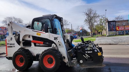 Свежие новости: У Миколаєві триває ремонт однієї з найдовших міських магістралей