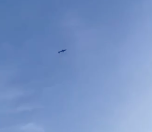 Свежие новости: Видео летящей в небе вражеской ракеты, которая была направлена на Николаев