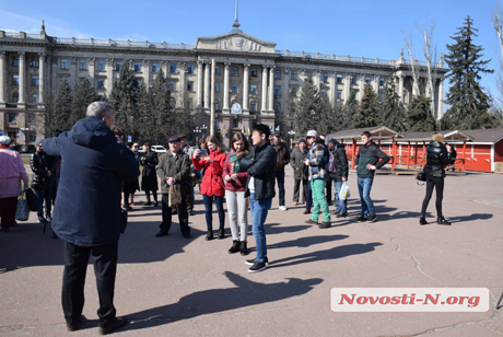 Свежие новости: Маргариновый скандал: николаевцы вышли на пикет за отставку мэра Сенкевича