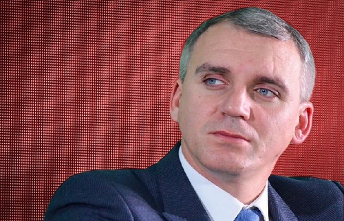 Свежие новости: Сенкевич приехал на форум Порошенко и поддержал его курс