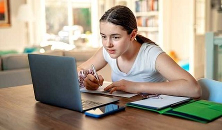 Свежие новости: До конца карантина обучение в школах будет дистанционным, - Кличко