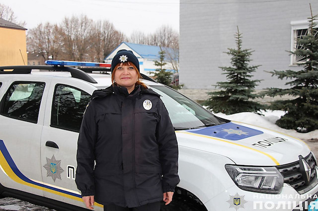 Свежие новости: Чернігівська поліцейська всиновила п’ятьох осиротілих дітей