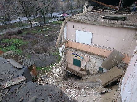 Свежие новости: В аварийной школе Нового Буга заканчивают демонтаж крыши и части здания