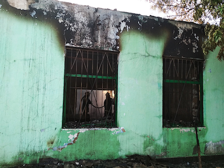 Свежие новости: Снігурівський район: рятувальники ліквідували пожежу даху будівлі площею понад 300 кв м