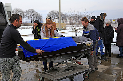 Свежие новости: Отец Волошина считает, что к самоубийству его сына подтолкнули «война и бытовые проблемы»