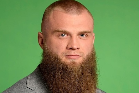 Свежие новости: В Одессе депутат от “Слуги народа” кувалдой разбил шлагбаумы