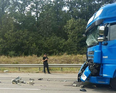 Свежие новости: На Николаевщине столкнулись два грузовика — травмирован гражданин Турции