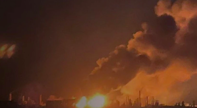 Фото новости: Атака на Київ знищила склад Оптіма-Фарм на 100 мільйонів доларів Свежие новости: Атака на Київ знищила склад Оптіма-Фарм на 100 мільйонів доларів