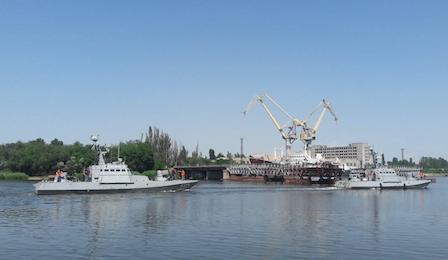 Свежие новости: Катер, ранее пострадавший от российской агрессии, прибыл в Николаев