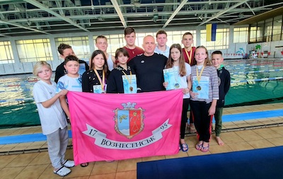 Свежие новости: Вознесенськ виступив на чемпіонаті області з плавання
