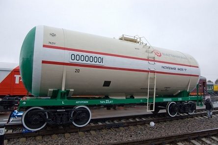 Свежие новости: В Николаеве из железнодорожной цистерны украли 20 тонн масла