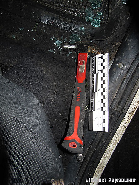 Свежие новости: В Харькове трое в масках остановили автомобиль и отобрали у водителя 30 тысяч долларов