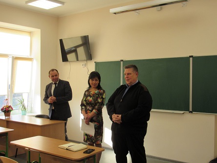 Свежие новости: Коллективу городской школы №36 представили нового директора