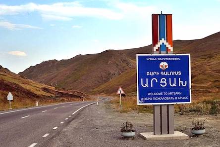 Фото новости: ВИДЕО: ВС Арцаха ночью вернули ряд боевых позиций, противник понес значительные потери Свежие новости: ВИДЕО: ВС Арцаха ночью вернули ряд боевых позиций, противник понес значительные потери