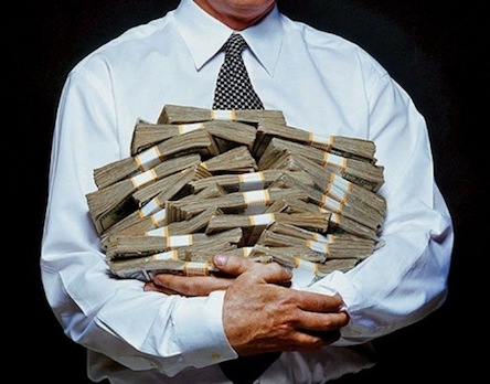 Свежие новости: Депутаты хотят повышения зарплат - когда и на сколько