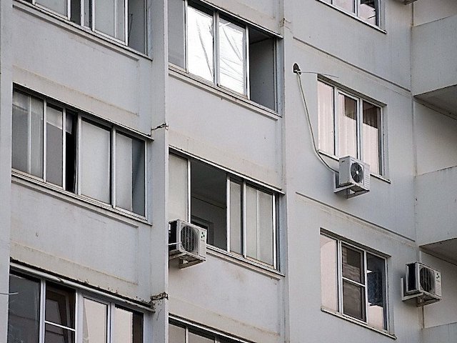 Свежие новости: В Южноукраинске 12-летняя девочка выбросилась из окна на четвертом этаже