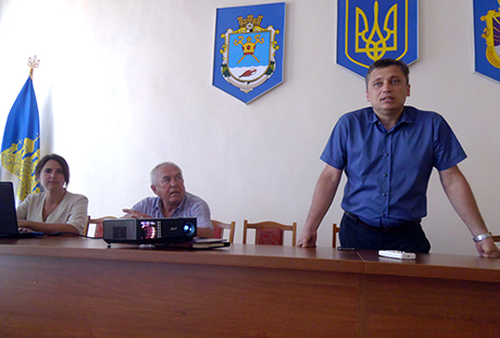 Свежие новости: Новобугский горсовет скрыл количество деревьев, на устранение которых выделил 195 тысяч гривен