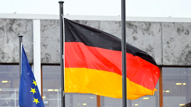 Свежие новости: Дозволи на виїзд чоловіків 17-45 років у Німеччині не потрібні – Міноборони ФРН