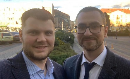 Свежие новости: Бросивший 15 лет назад яйцо в Януковича парень стал замом губернатора Ивано-Франковской области