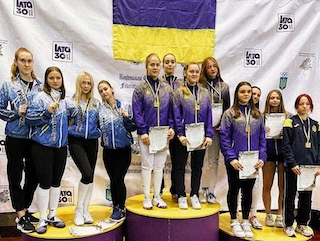 Свежие новости: Миколаївські фехтувальники здобули низку нагород на Чемпіонаті України
