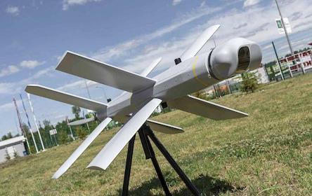 Свежие новости: Військові перехопили російський дрон — він збирався атакувати олійний термінал в Миколаєві