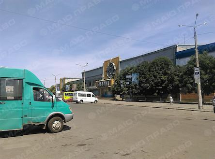 Свежие новости: В Николаеве советник председателя ОГА приехал с проверкой к ж/д вокзалу - через пять минут не осталось ни одной «маршрутки»