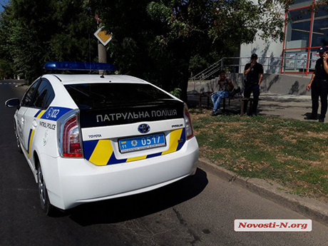 Свежие новости: В центре Николаева полицейские по горячим следам задержали грабителя