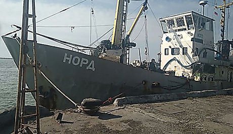 Свежие новости: Омбудсмен просит Порошенко обменять задержанных в РФ очаковских моряков на экипаж российского «Норда»