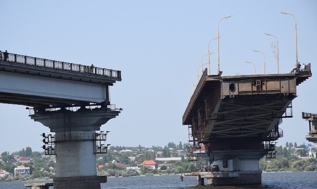 Свежие новости: Ким опроверг информацию, что через 30 часов в Николаеве взорвут мосты