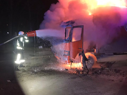 Свежие новости: В Николаеве во время движения загорелся грузовик