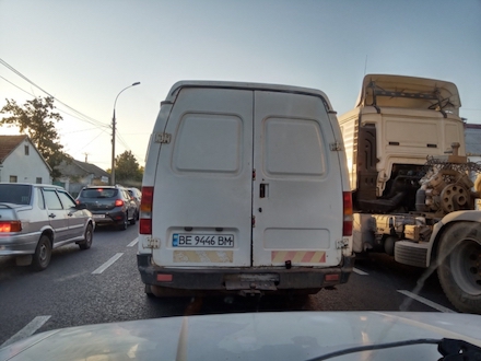 Свежие новости: В Николаеве образовалась большая автомобильная пробка