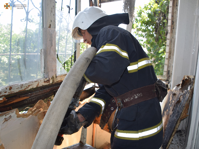 Свежие новости: В Николаеве из-за брошенного окурка загорелся балкон квартиры