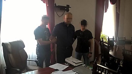 Свежие новости: Задержан глава правления «Хлеба Украины», директор дочернего предприятия и заммэр Черновцов