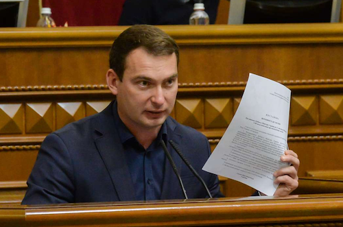 Свіжі новини: За оренду приміщень кол-центрам - до в’язниці: Железняк розкрив деталі нового закону