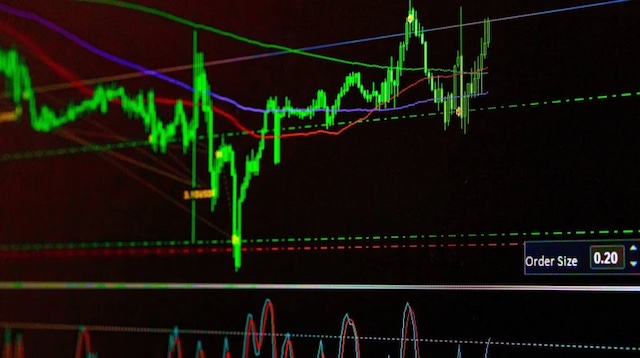 Свежие новости: Курс українських акцій підскочив на тлі новин про примирення Зеленського і Трампа