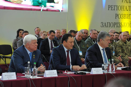 Свежие новости: Президент Порошенко відзначив співпрацю 