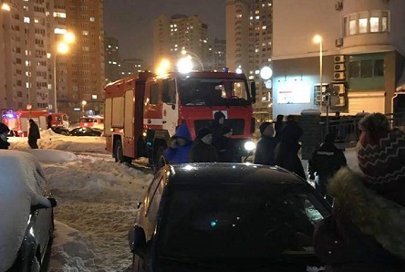 Свежие новости: В Киеве в подземном паркинге сгорели пять автомобилей