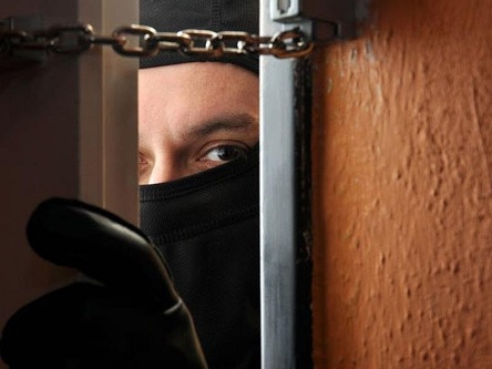 Свежие новости: В Николаеве на горячем задержана группа квартирных воров