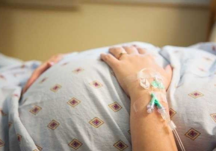 Свежие новости: В Ивано-Франковске умерла еще одна роженица: есть подозрение на коронавирус