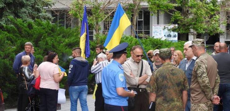 Свежие новости: Николаевские активисты грозятся заблокировать здание Николаевской ОГА